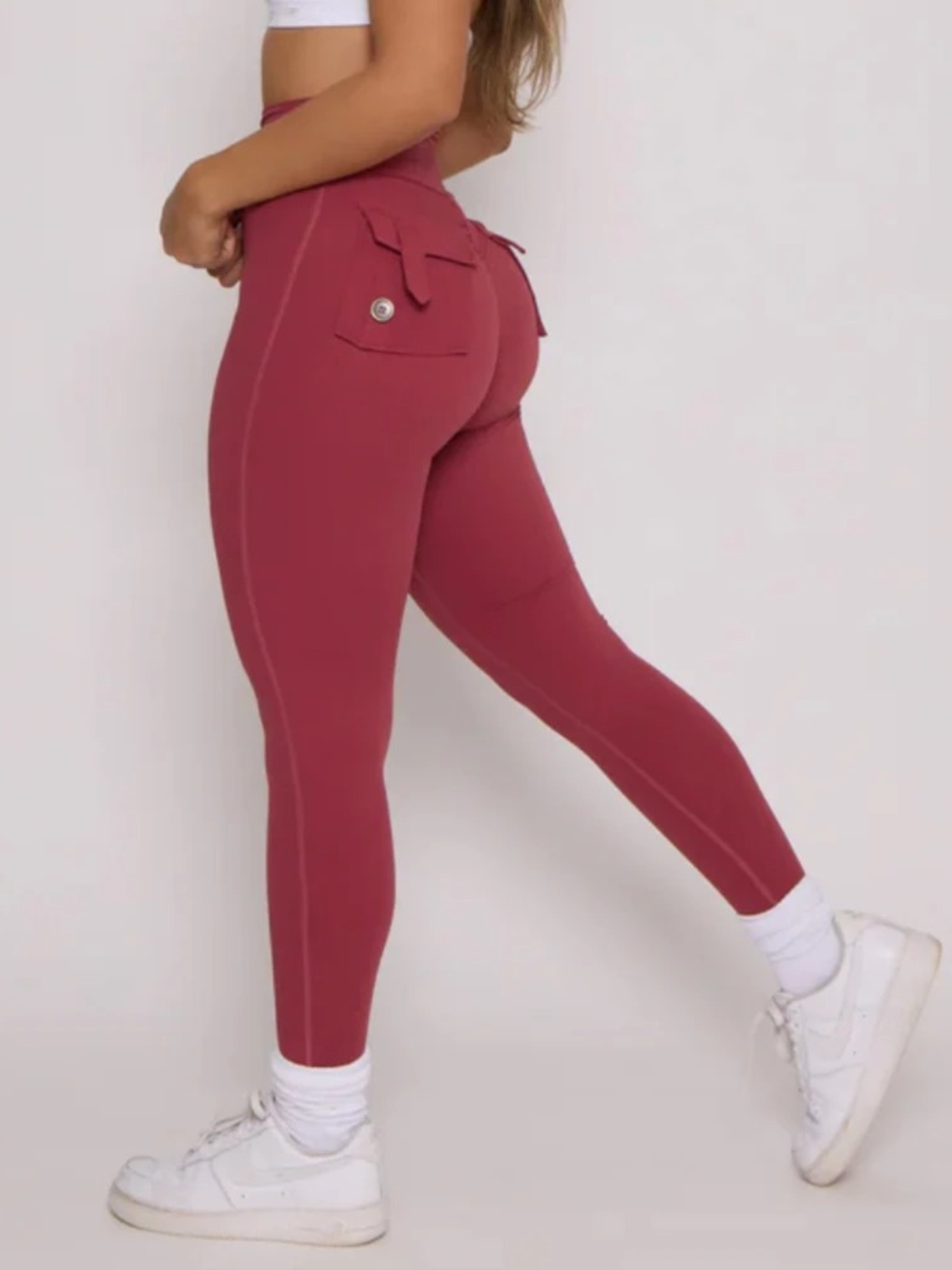 Calça Legging Modeladora Modern Shaper com Bolsos e Empina Bumbum