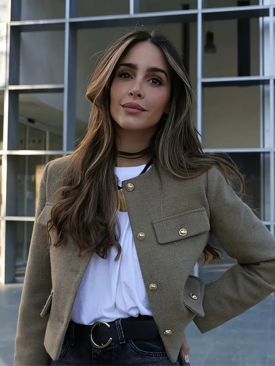 Casaco Feminino com Bolsos Modern Michele