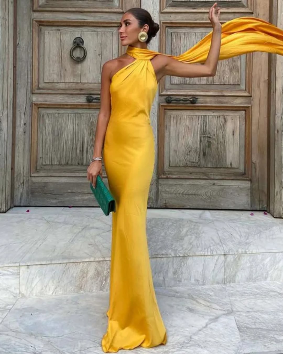 Vestido Longo Decote nas Costas Modern Dominique