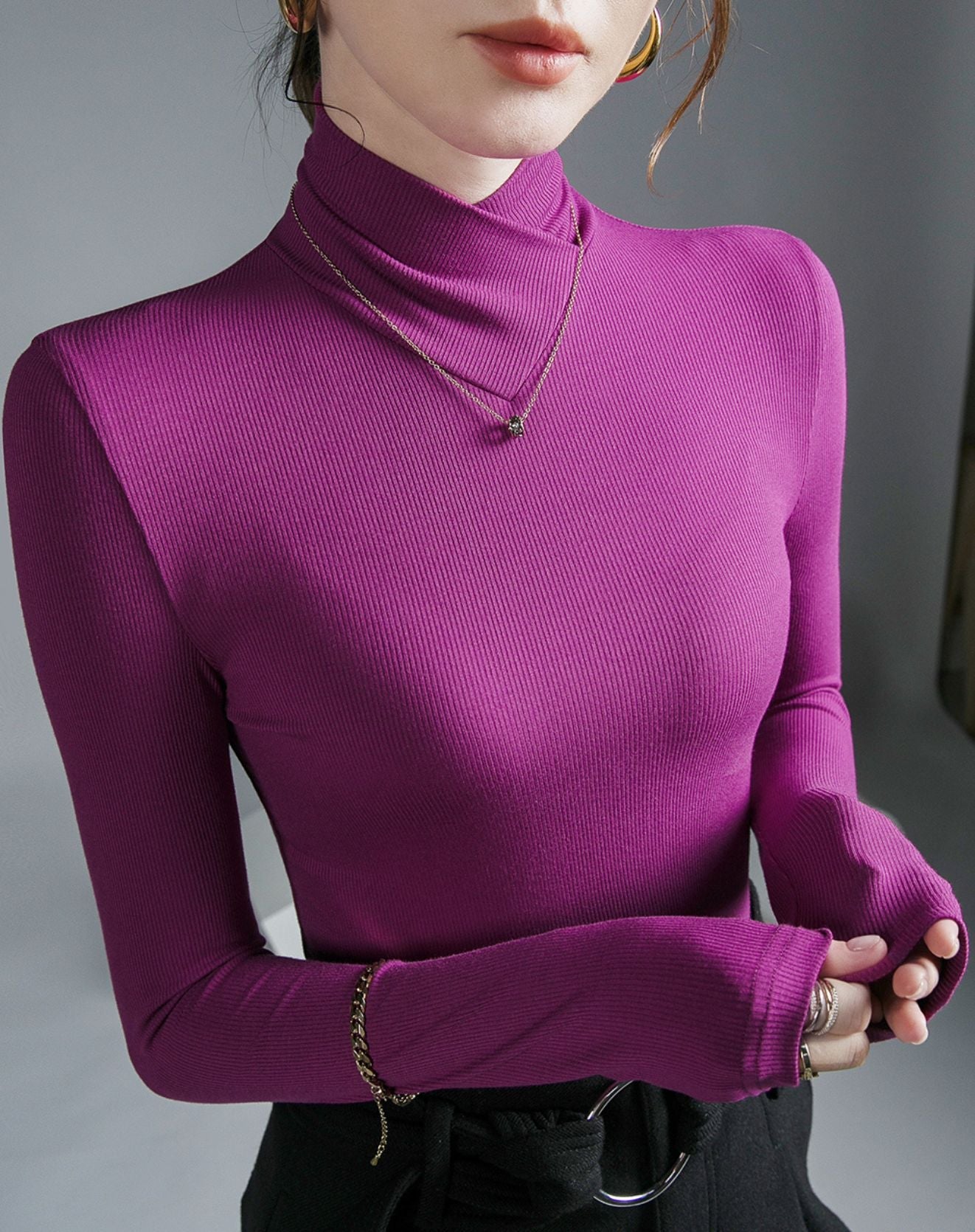 Blusa Gola Alta Transpassada Modern Manny