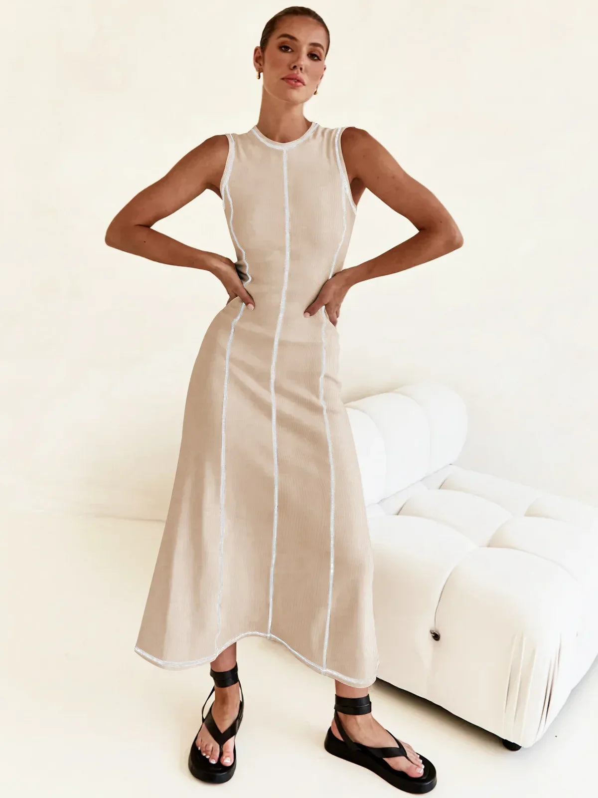 Vestido Midi de Malha Sem Mangas Modern Eleganza