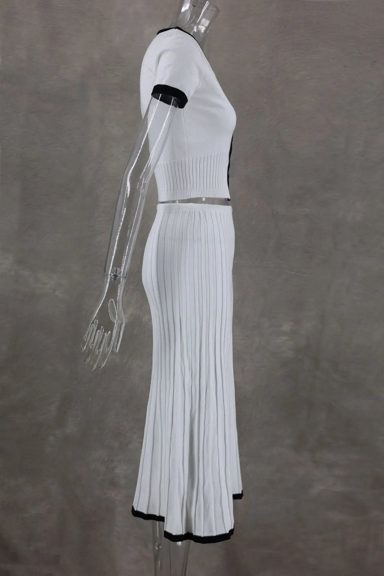 Conjunto Cropped e Saia Midi Plissada Modern Juliette