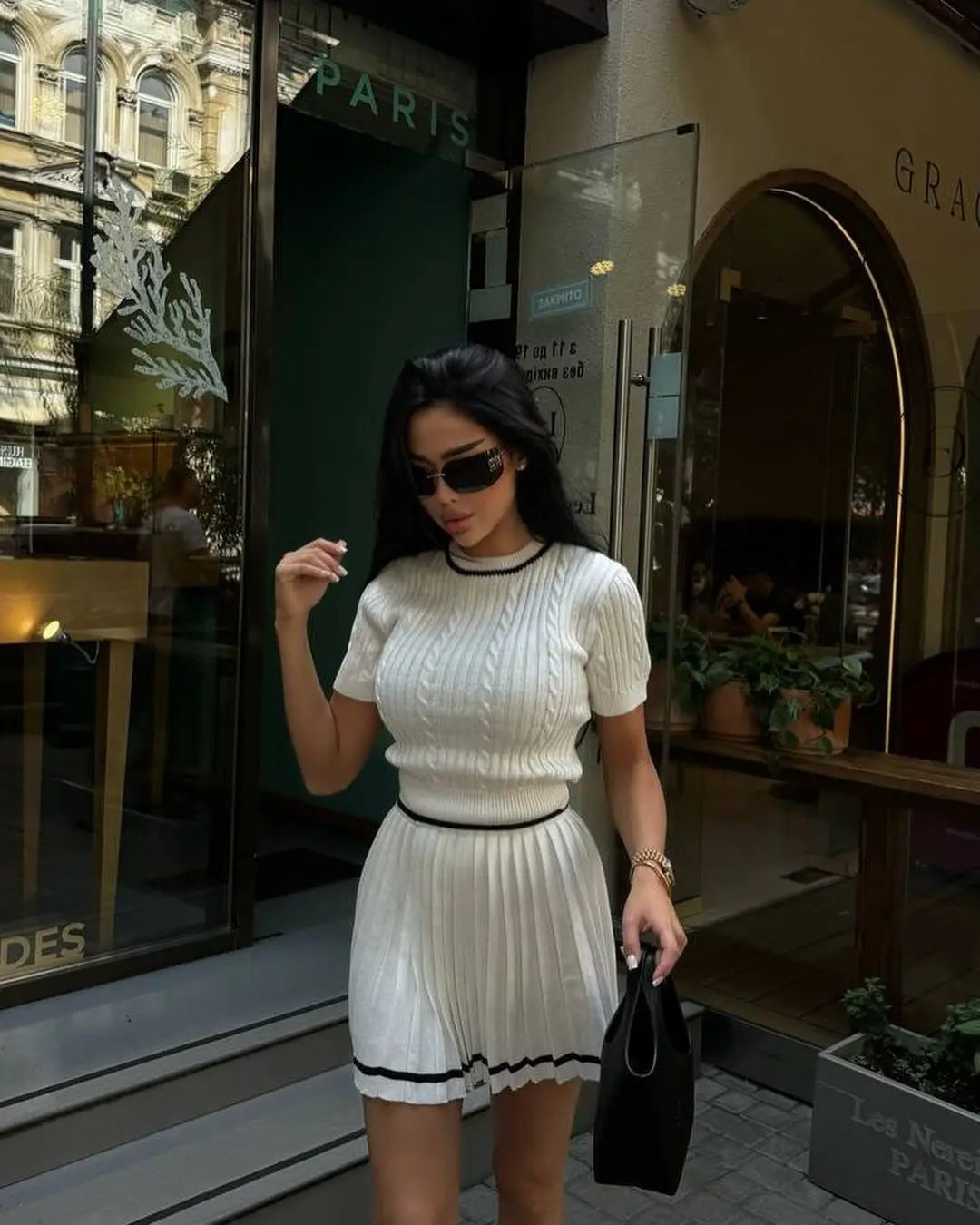 Conjunto Tricô Cropped e Saia Curta Plissada Modern Chloé