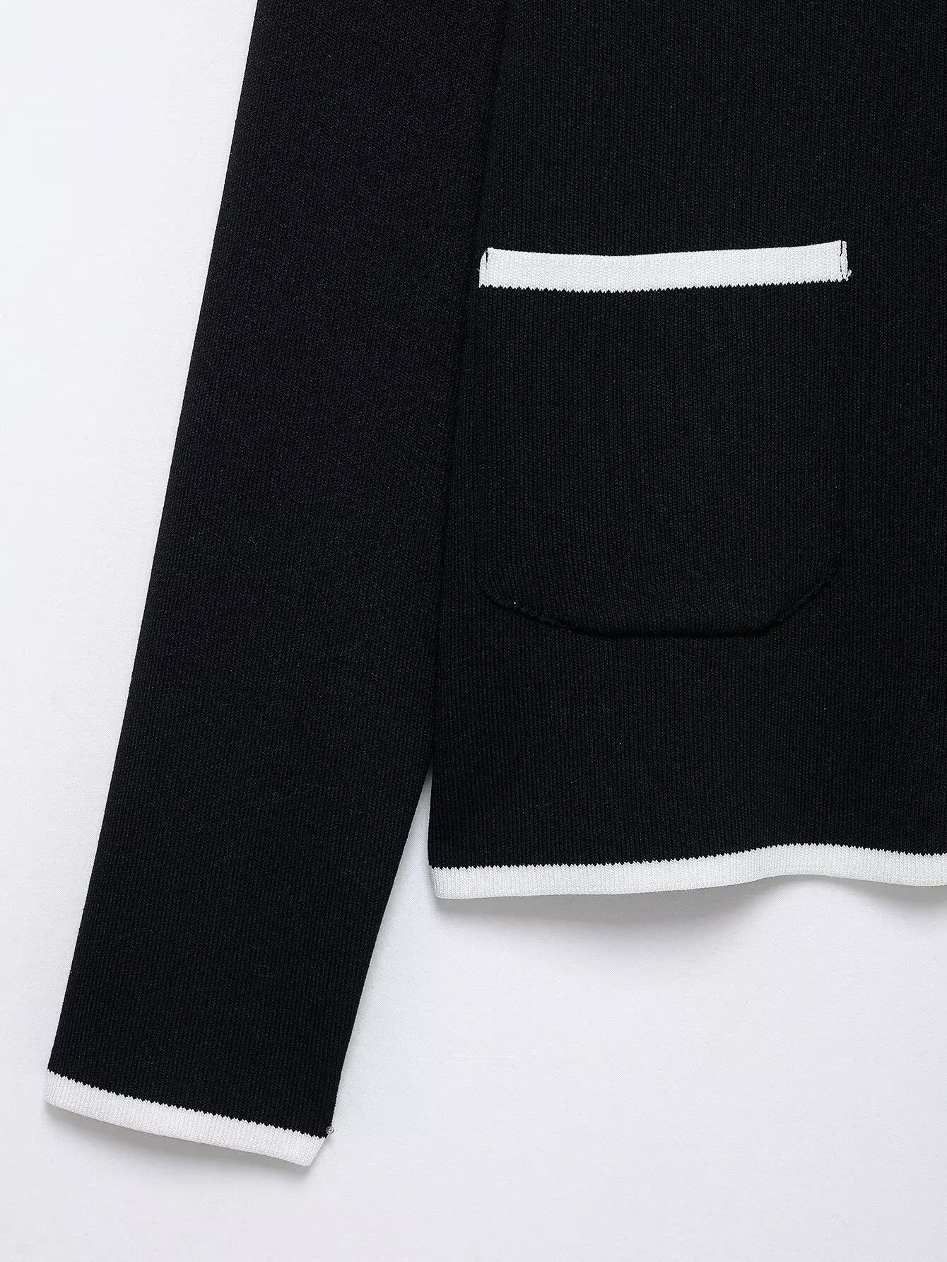 Conjunto Casaco Cardigan e Saia Curta Modern Louise