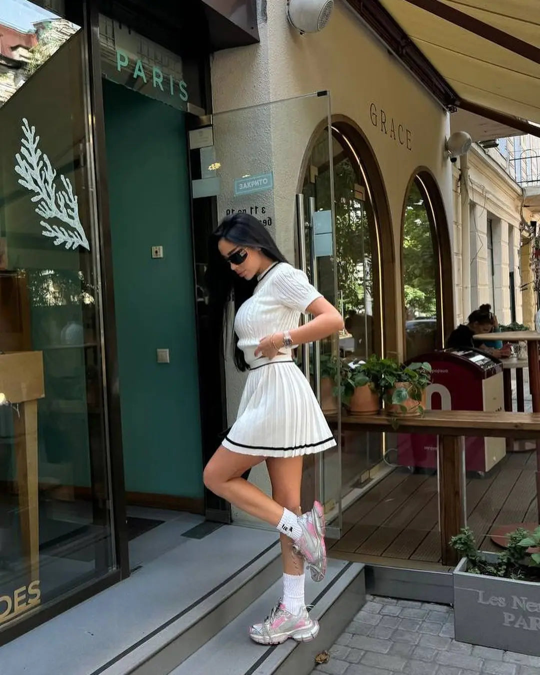 Conjunto Tricô Cropped e Saia Curta Plissada Modern Chloé