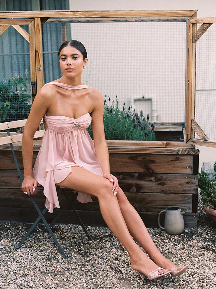 Vestido Curto Tendência Babados Modern Ariel