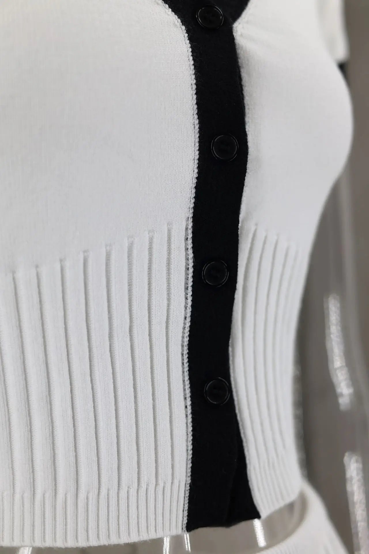 Conjunto Cropped e Saia Midi Plissada Modern Juliette