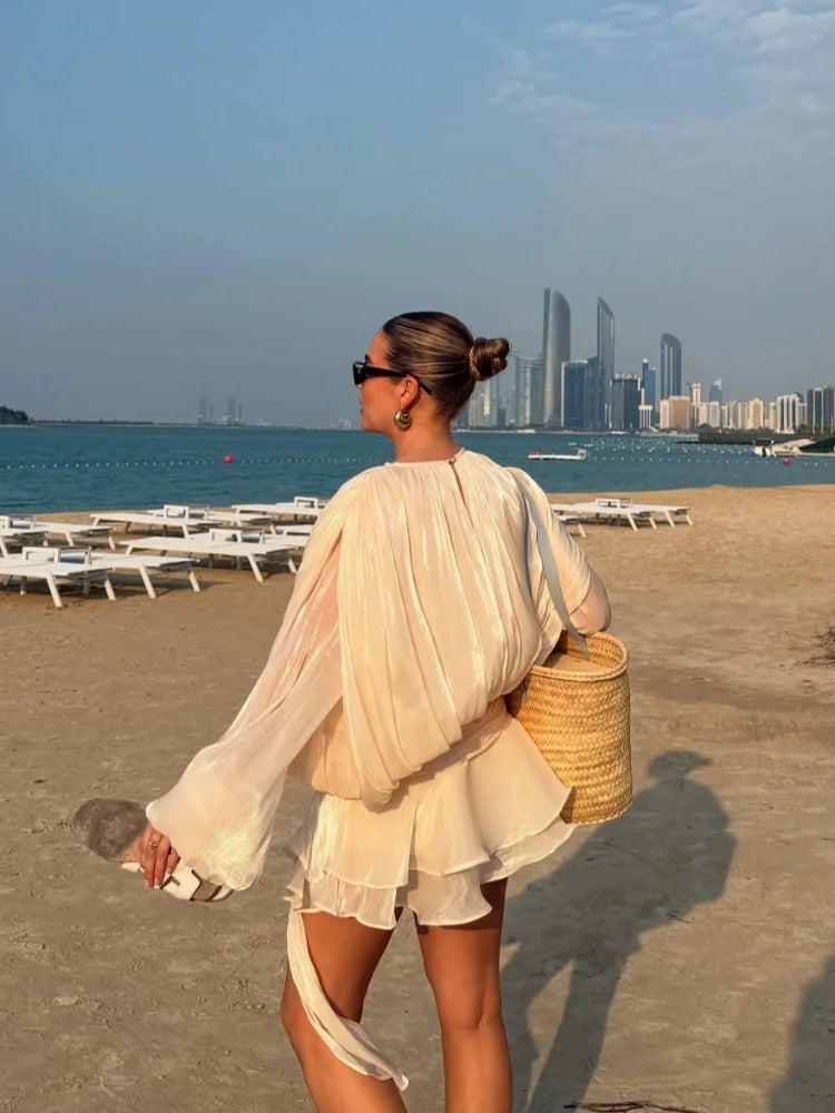 Vestido Curto com Saia de Babados Assimétrico Modern Bela