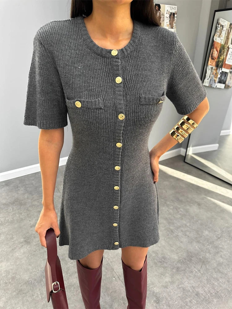 Vestido Curto Tricô com Botões Modern Imperial