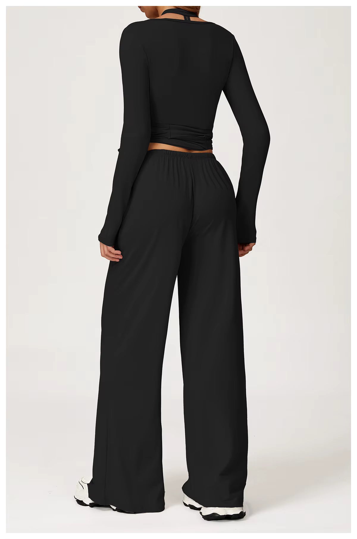 Conjunto Três Peças Casaquinho e Regata com Calça Modern Comfy
