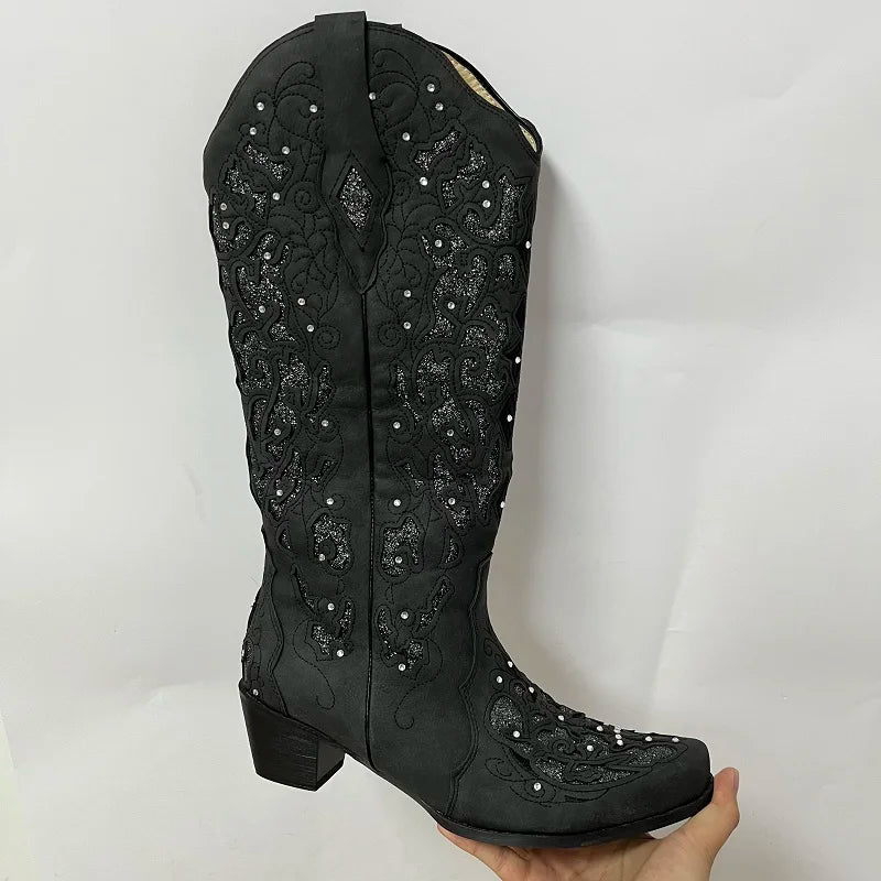Bota Feminina Cano Alto Bordada com Strass Modern Castella