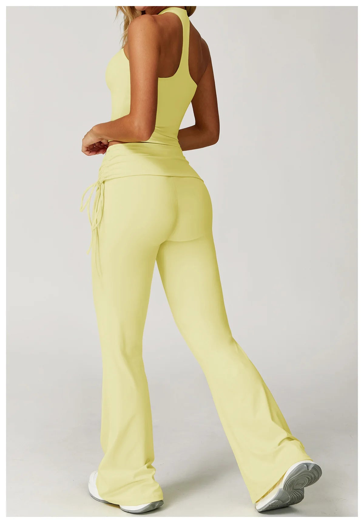 Conjunto Blusa Nadador e Calça Flare Cós dobrado com Regulagem Modern Louise