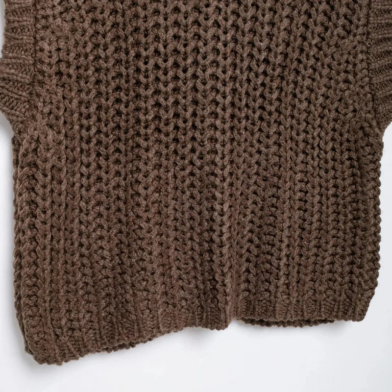 Colete Tricô Marrom com Botões Modern Jane