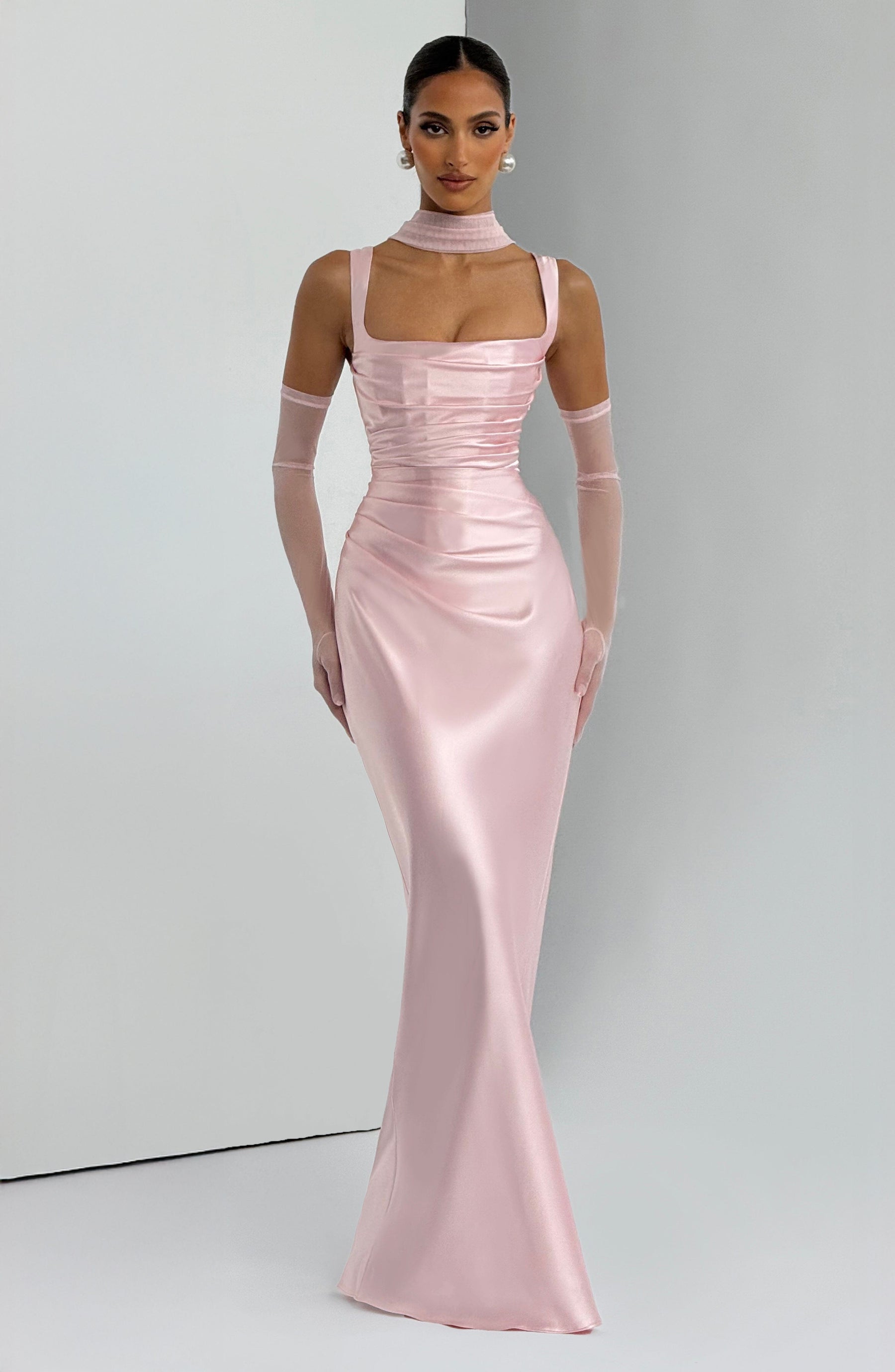 Vestido Longo de Cetim com Lenço Modern Viena