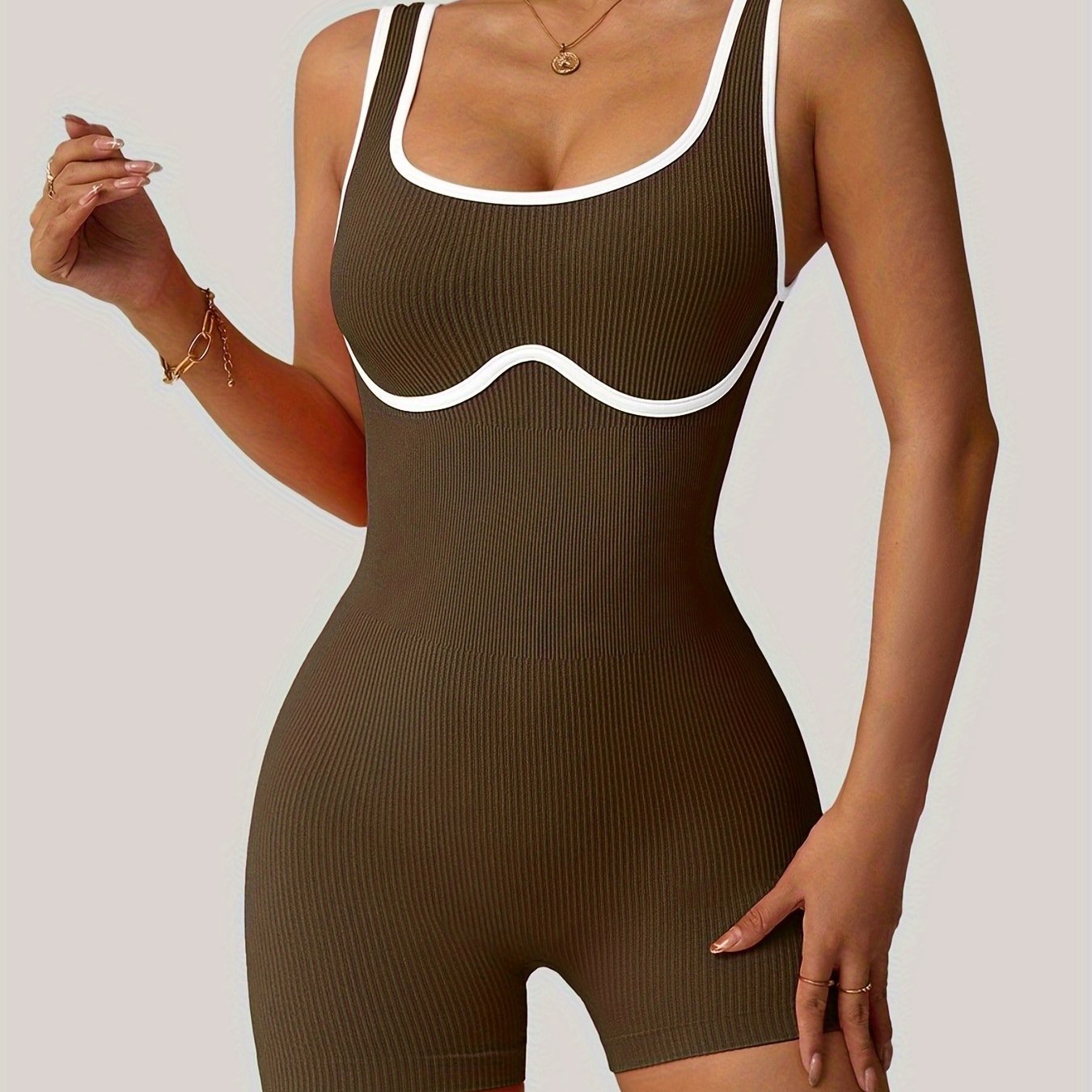 Macaquinho Esportivo Canelado Modern Sasha