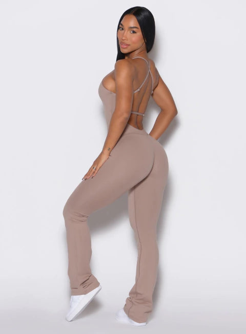 Macacão Flare Moda Gringa Modern Deluxe