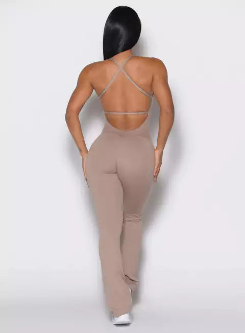 Macacão Flare Moda Gringa Modern Deluxe