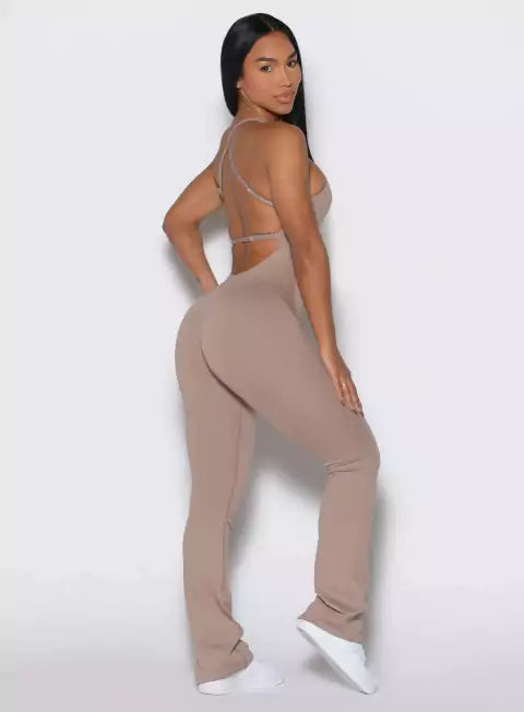 Macacão Flare Moda Gringa Modern Deluxe