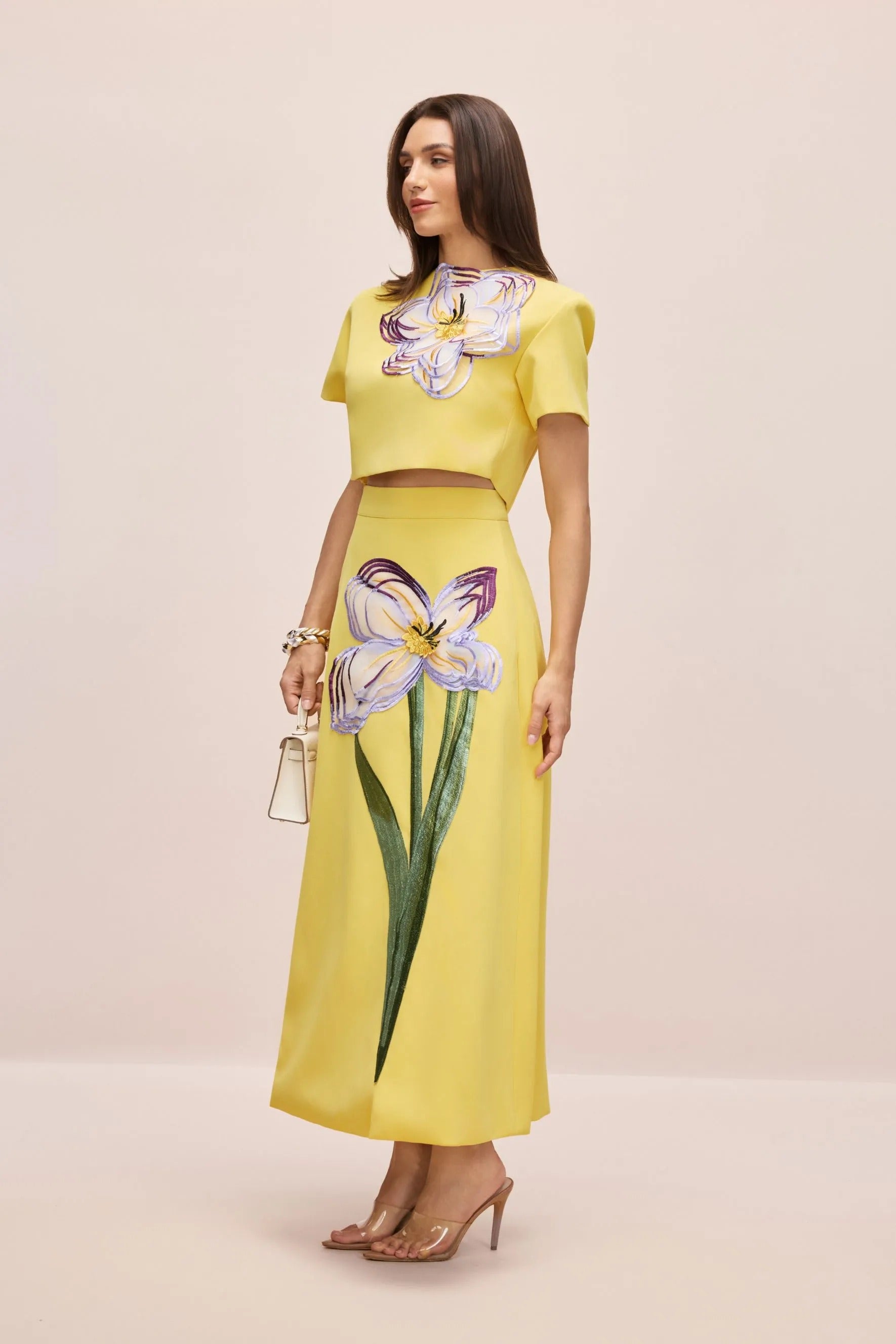 Conjunto Floral Cropped e Saia Midi Modern Iza