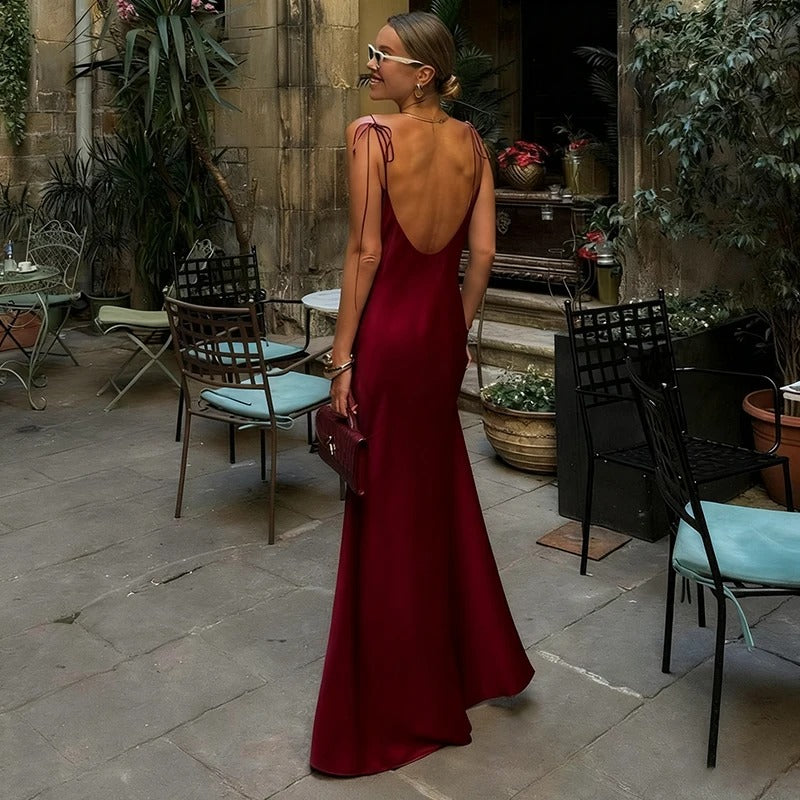 Vestido Longo Acetinado Decote nas Costas Modern Eden