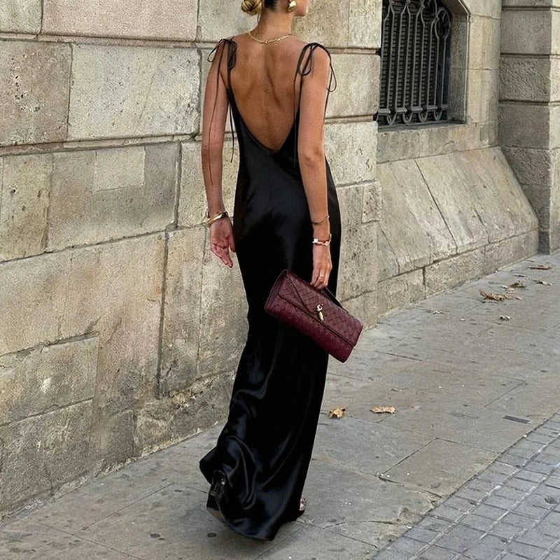 Vestido Longo Acetinado Decote nas Costas Modern Eden