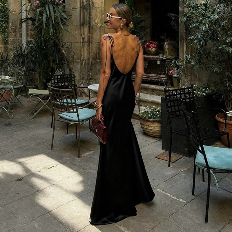 Vestido Longo Acetinado Decote nas Costas Modern Eden