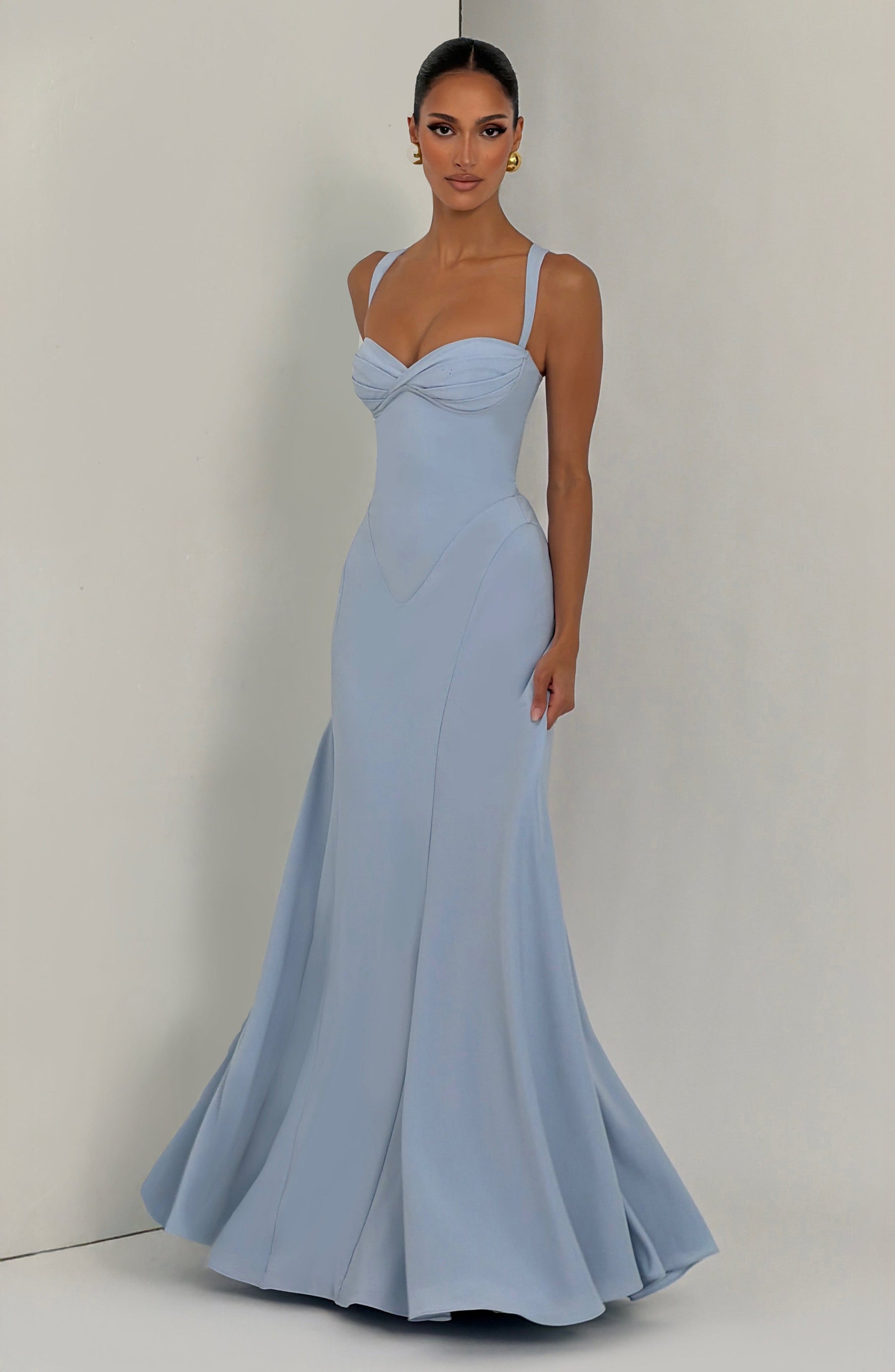 Vestido Longo com Alças e Ajustes nas Costas Modern Irie