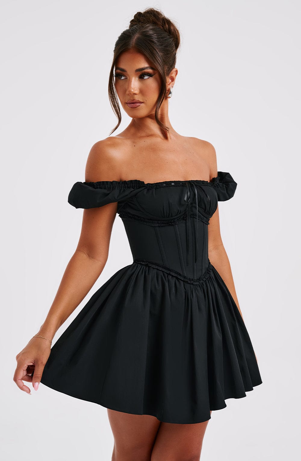 Vestido Curto Bustier Modern Penélope Preto - GOLDEN ERA