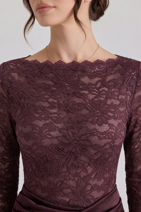 Vestido Manga Longa com Renda e Saia Cetim Modern Dylla