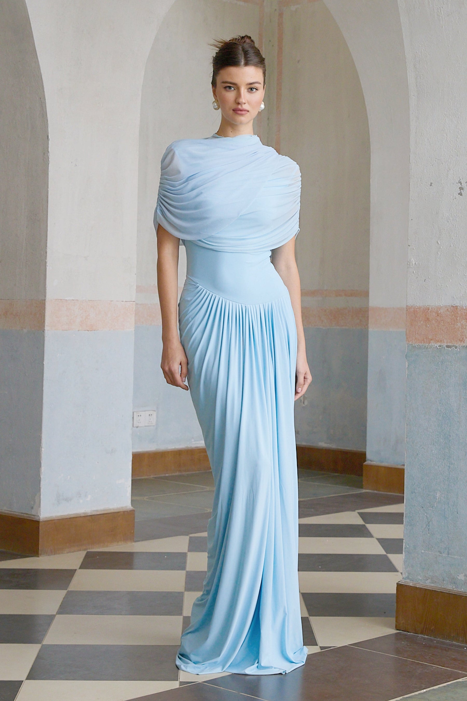 Vestido Longo Drapeado Assimétrico Modern Catherine