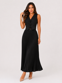 Conjunto Feminino Colete com Aplique de Rosas com Saia Midi Plissada Modern Helena