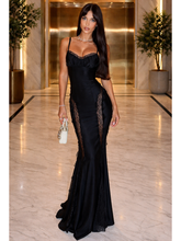 Vestido Longo Preto com Detalhes em Renda Modern Athena