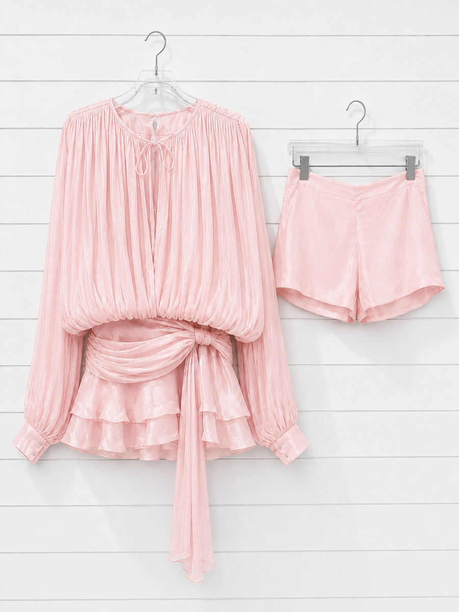 Vestido Curto com Saia de Babados Assimétrico Modern Bela