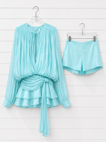 Vestido Curto com Saia de Babados Assimétrico Modern Bela