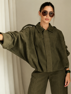 Jaqueta Feminina Suede Oversized Premium com Zíper e Gola Lapela Modern Roma
