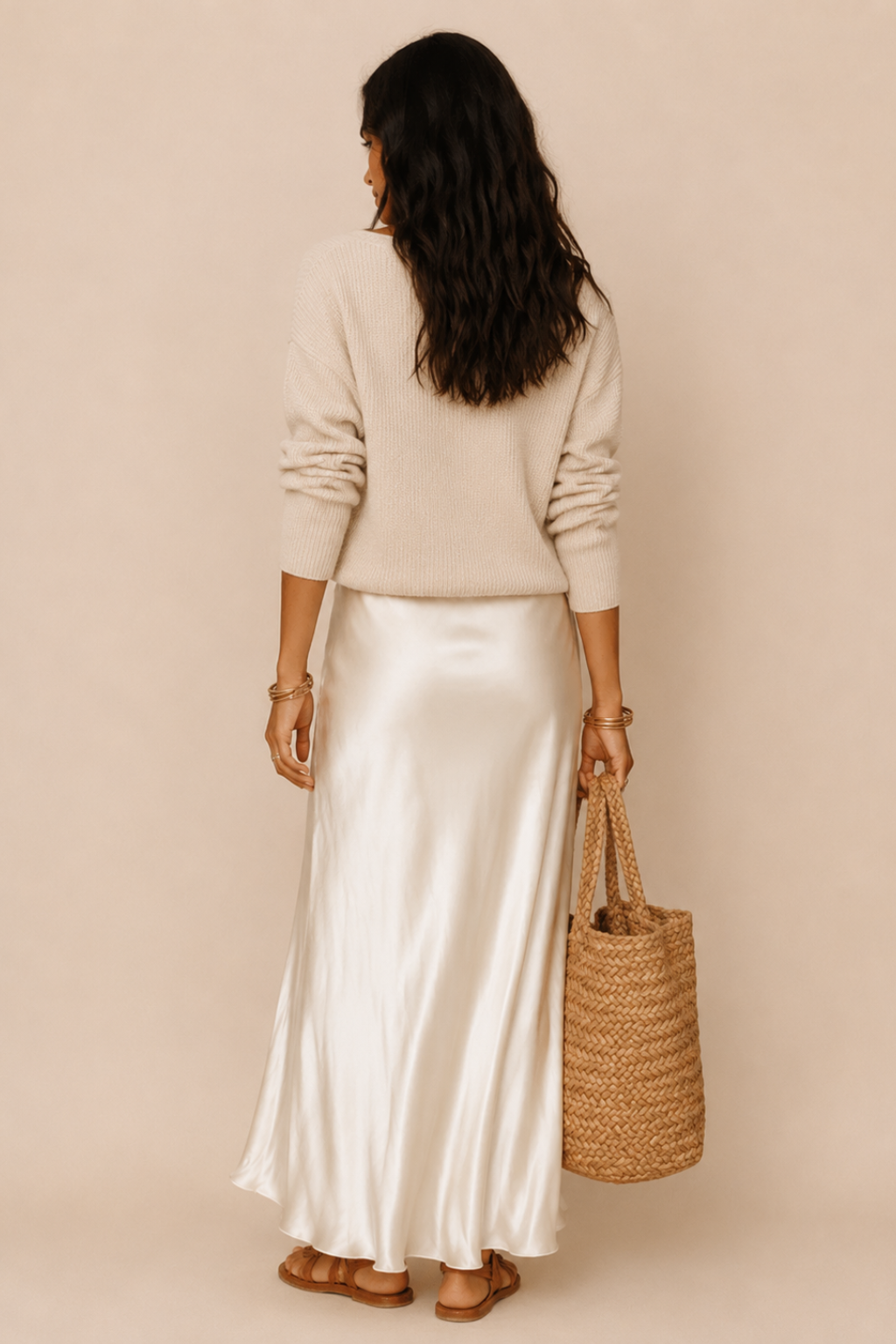 Vestido Midi Cetim Alça Fina com Suéter Decote V Modern Amber