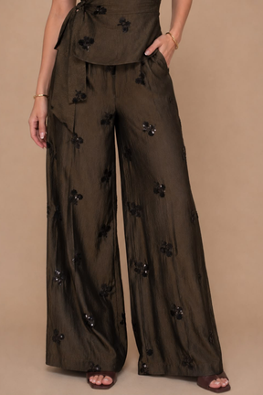 Conjunto Pantalona e Blusa Halter Bordado Luxo Modern Charlotte