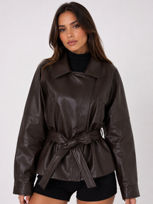 Jaqueta Feminina de Couro Eco com Cinto Oversized Modern Chelsea