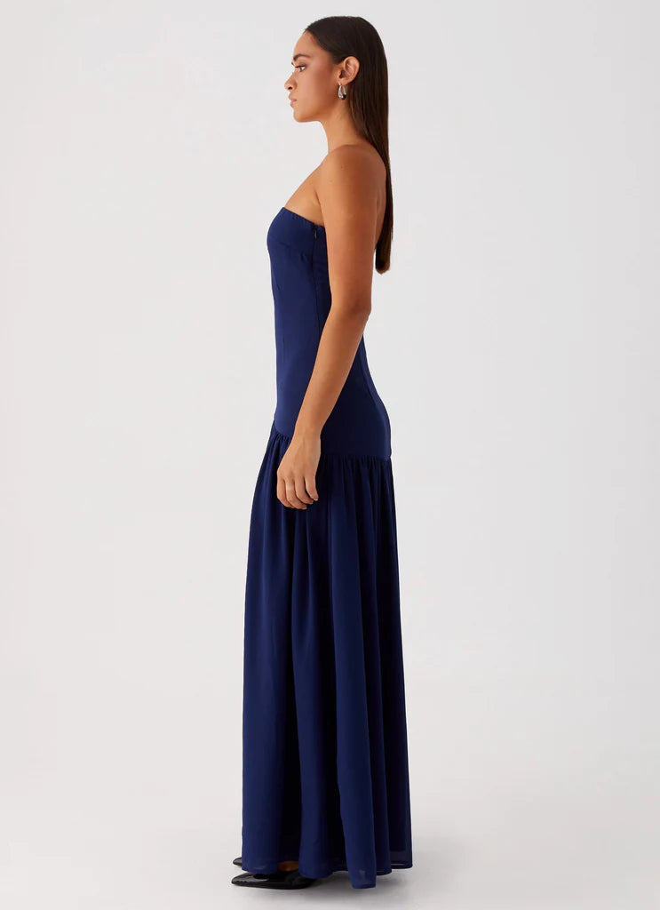 Vestido Longo Tomara que Caia  Com Fenda Modern Eden