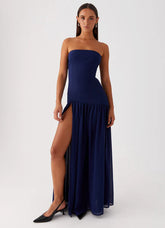 Vestido Longo Tomara que Caia  Com Fenda Modern Eden