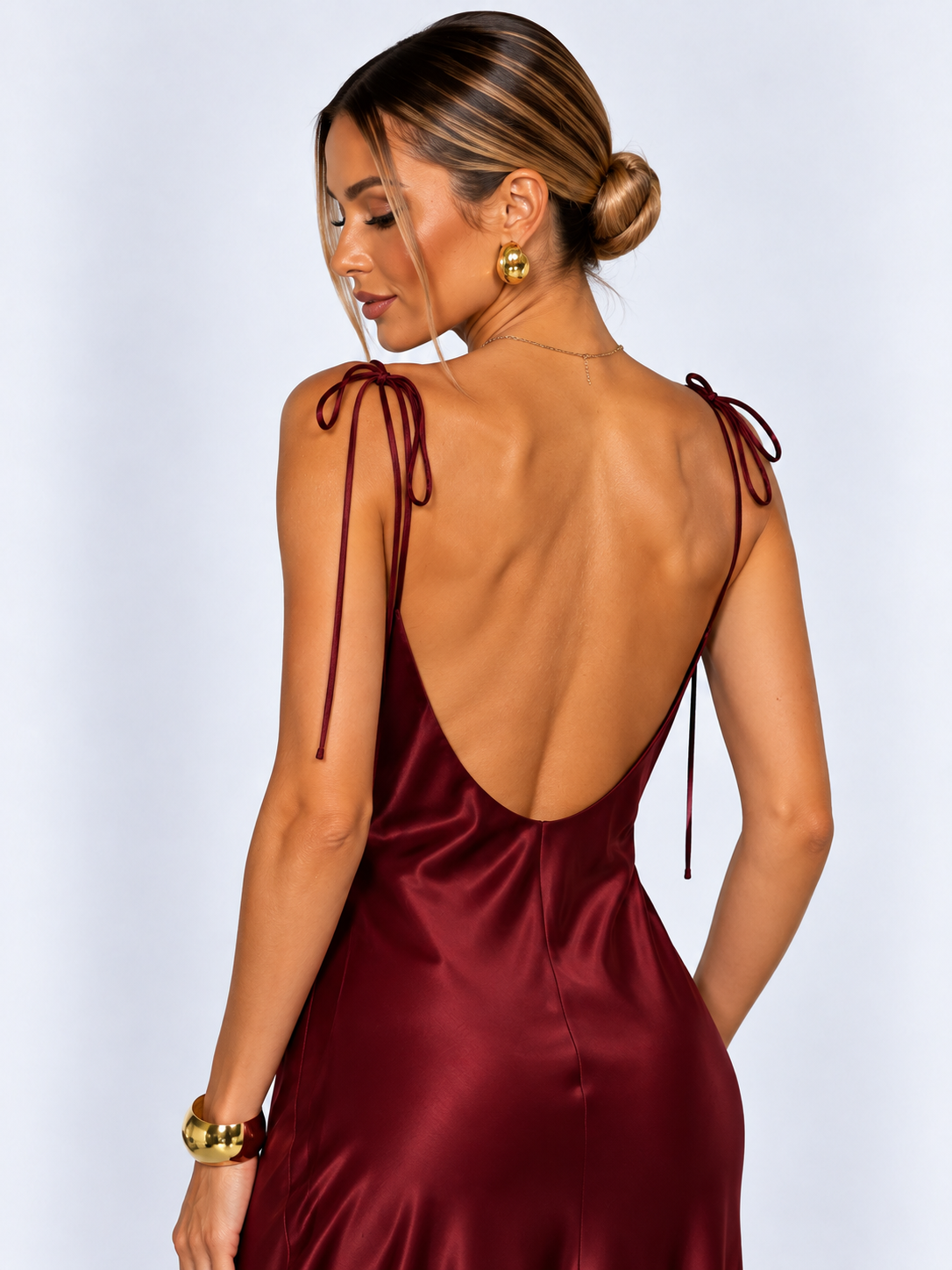Vestido Longo Acetinado Decote nas Costas Modern Eden