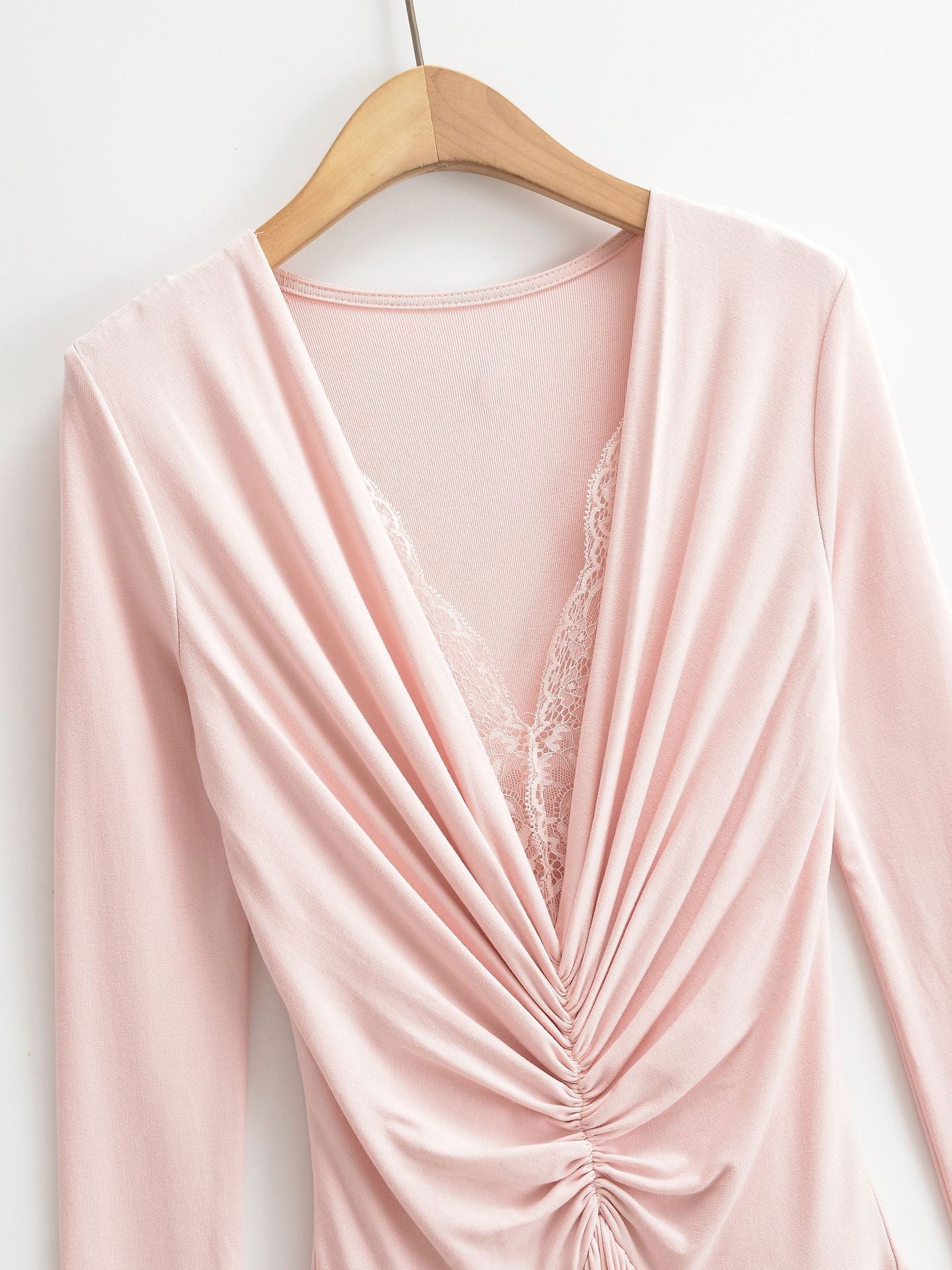Vestido de Manga Longa Elegante Longo com Renda Modern Dyni