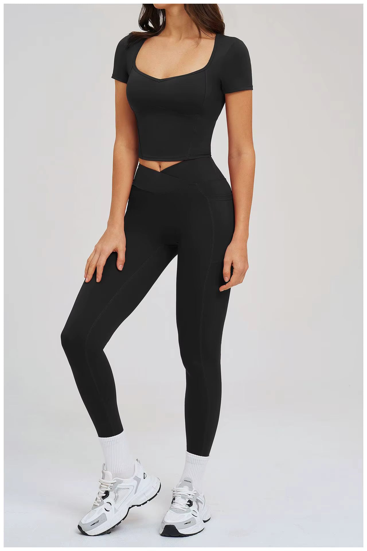 Conjunto Esportivo Blusa Meia Manga com Calça Legging Modeladora Modern Mulen