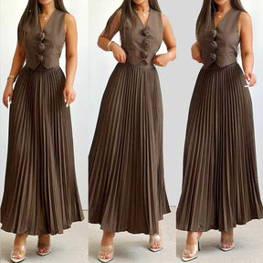 Conjunto Feminino Colete com Aplique de Rosas com Saia Midi Plissada Modern Helena