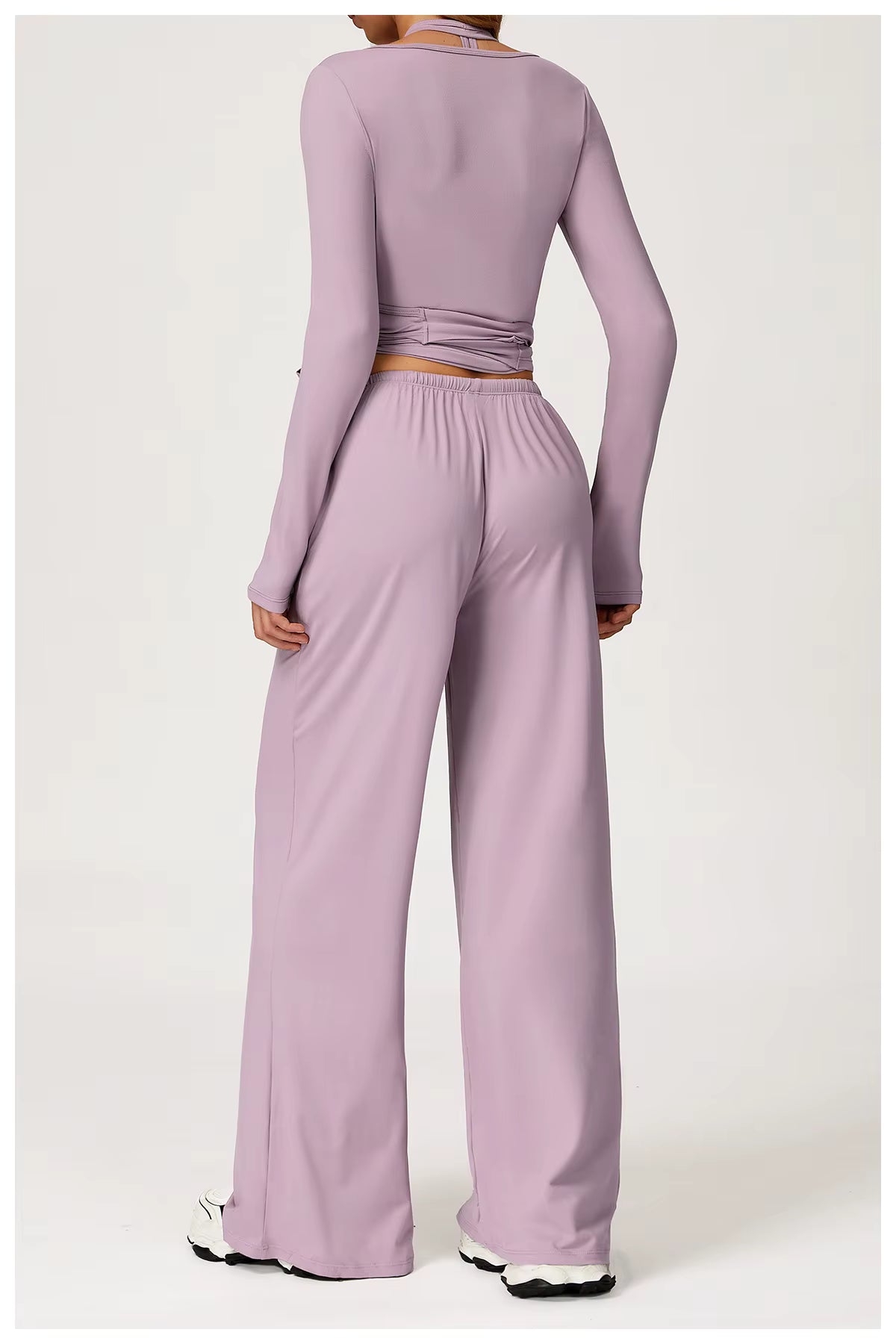 Conjunto Três Peças Casaquinho e Regata com Calça Modern Comfy