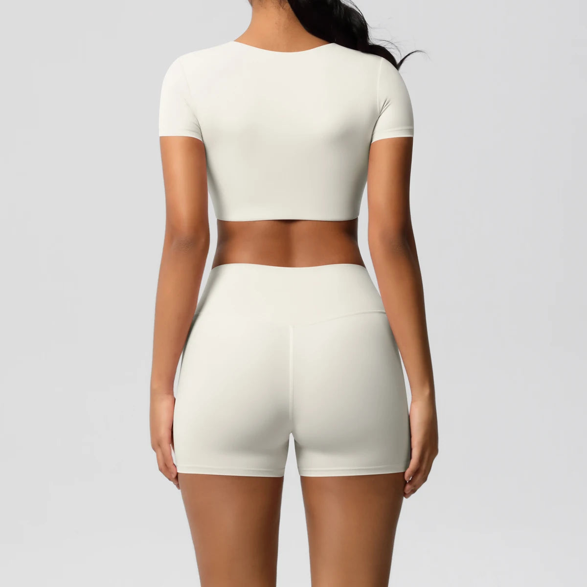 Conjunto Top Meia Manga e Shorts Cós Alto Modern Basic