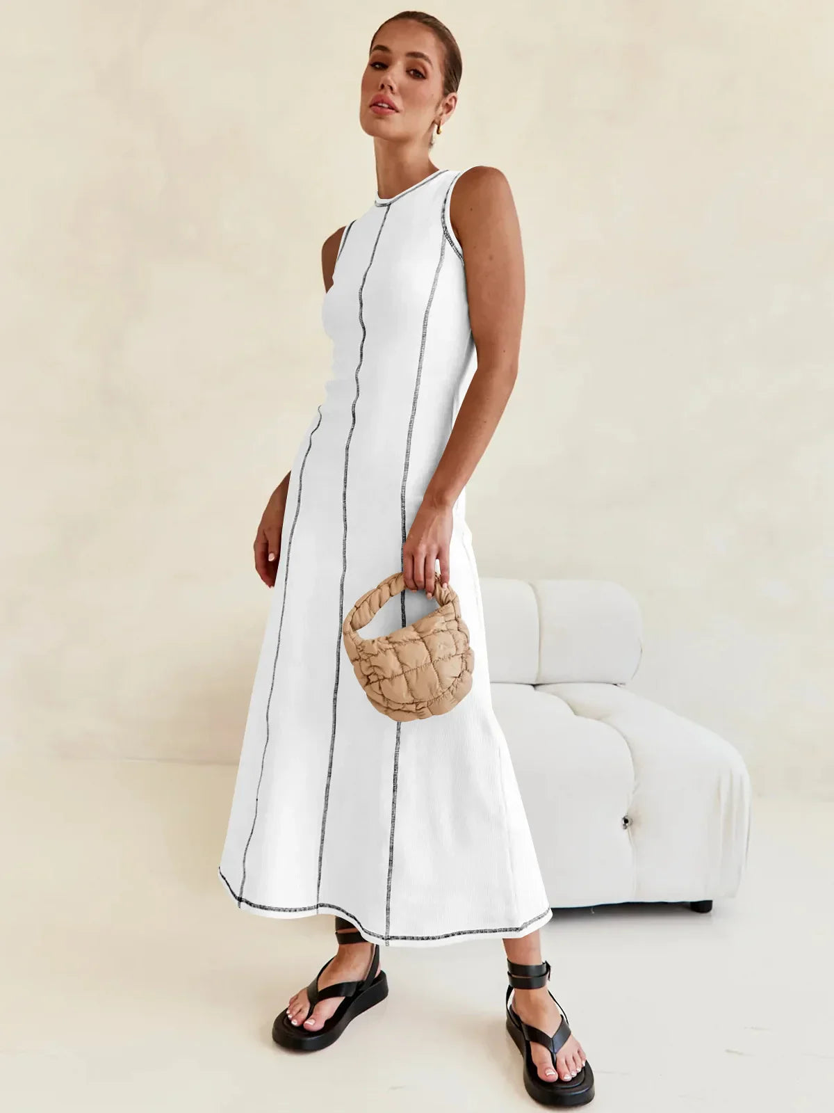 Vestido Midi de Malha Sem Mangas Modern Eleganza
