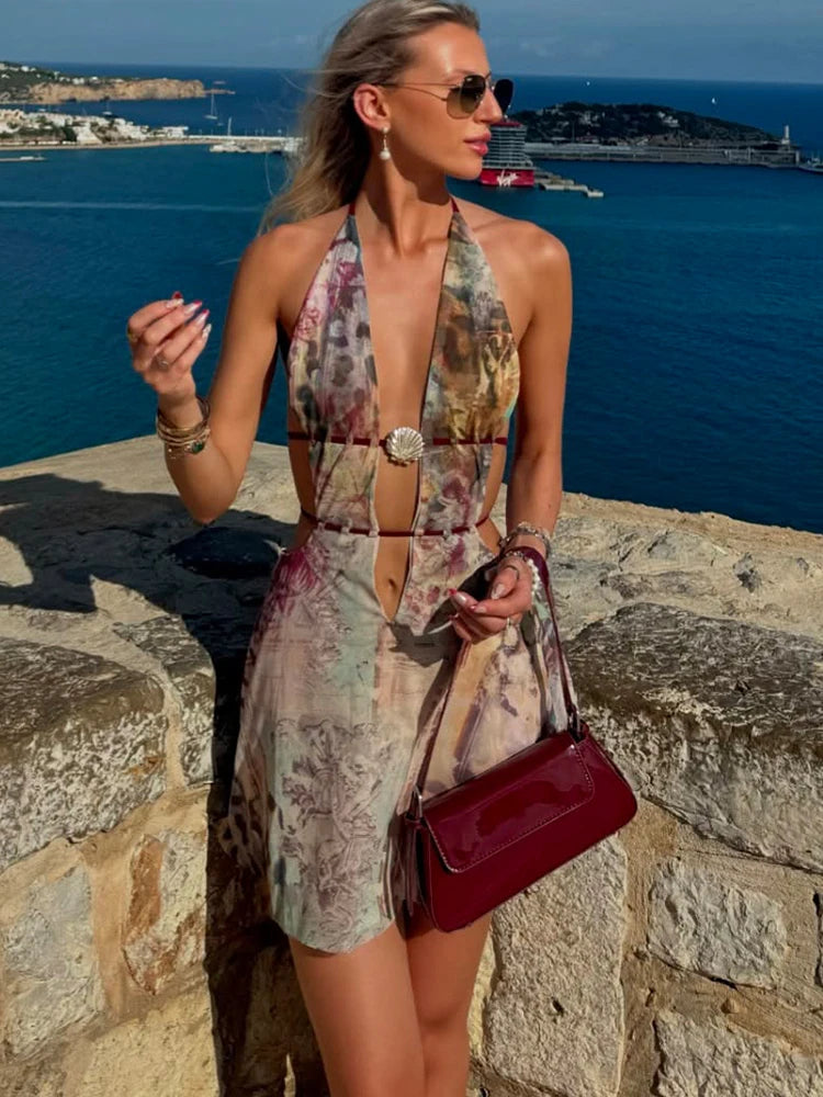 Vestido Curto Aberto nas Costas Modern Morgana