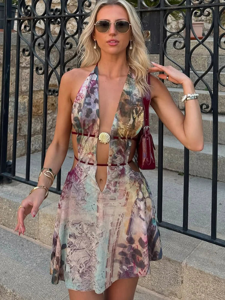 Vestido Curto Aberto nas Costas Modern Morgana