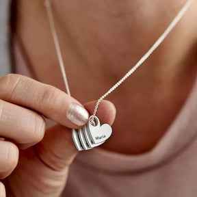 Colar de Corações Amor Eterno